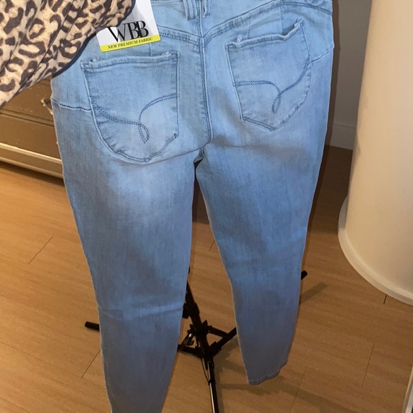 WOMEN BRAND NEW YMI JEANS - Picture 5 of 11